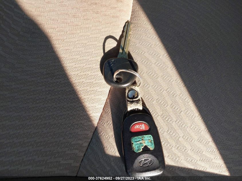 2014 HYUNDAI ELANTRA SE - 5NPDH4AE0EH529096