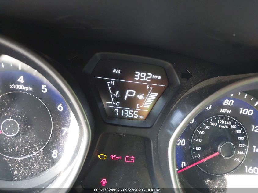 2014 HYUNDAI ELANTRA SE - 5NPDH4AE0EH529096