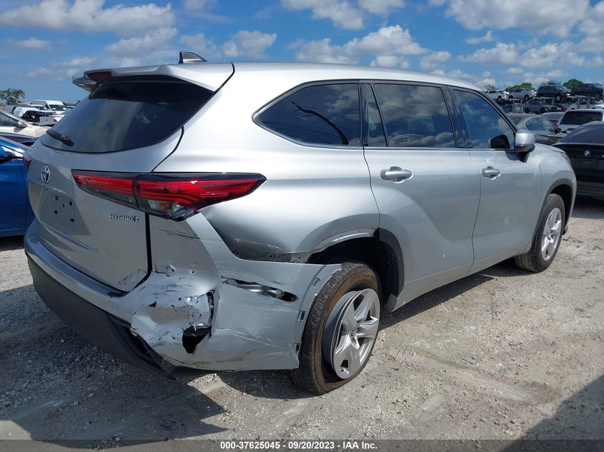 2022 TOYOTA HIGHLANDER HYBRID LE VIN: 5TDZARAH3NS515995