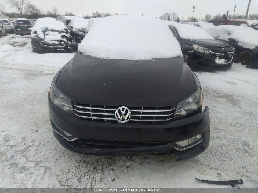 1VWBN7A39DC018879 | 2013 VOLKSWAGEN PASSAT