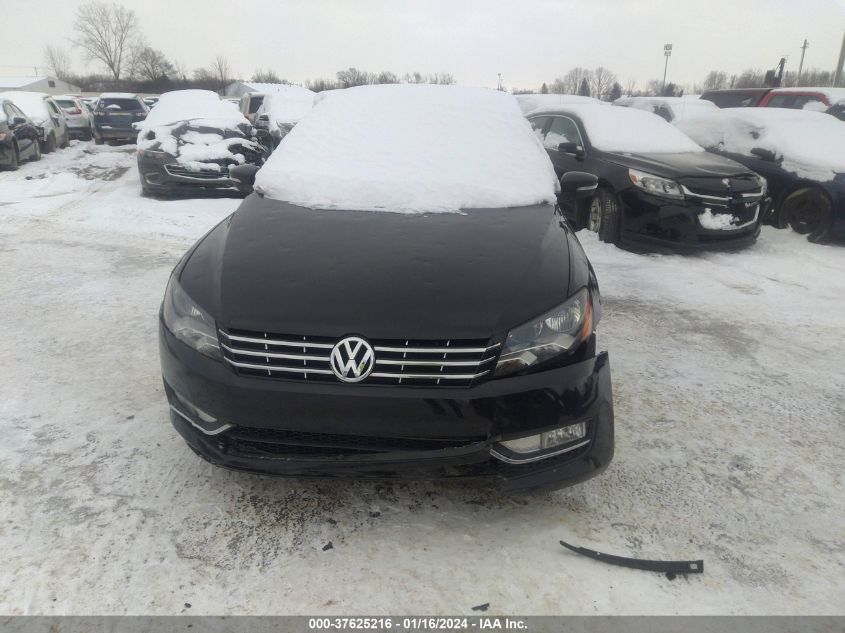 1VWBN7A39DC018879 | 2013 VOLKSWAGEN PASSAT