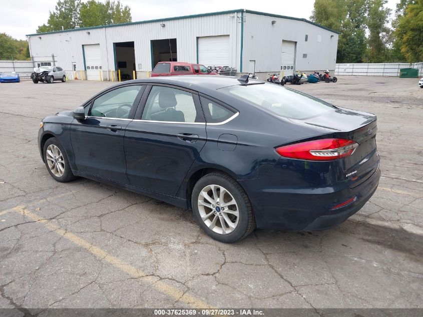 3FA6P0HD6LR251368 Ford Fusion SE 3