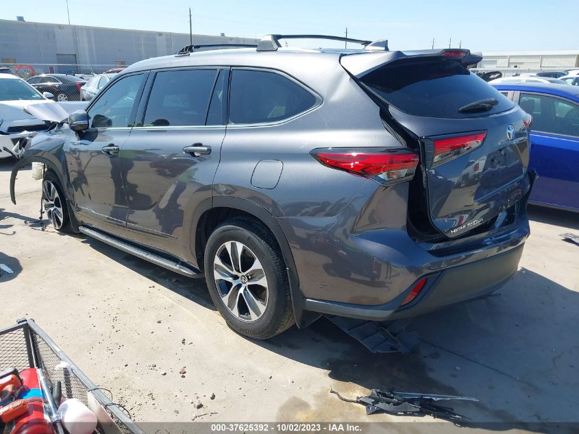 2021 TOYOTA HIGHLANDER XLE - 5TDGZRAH4MS523179