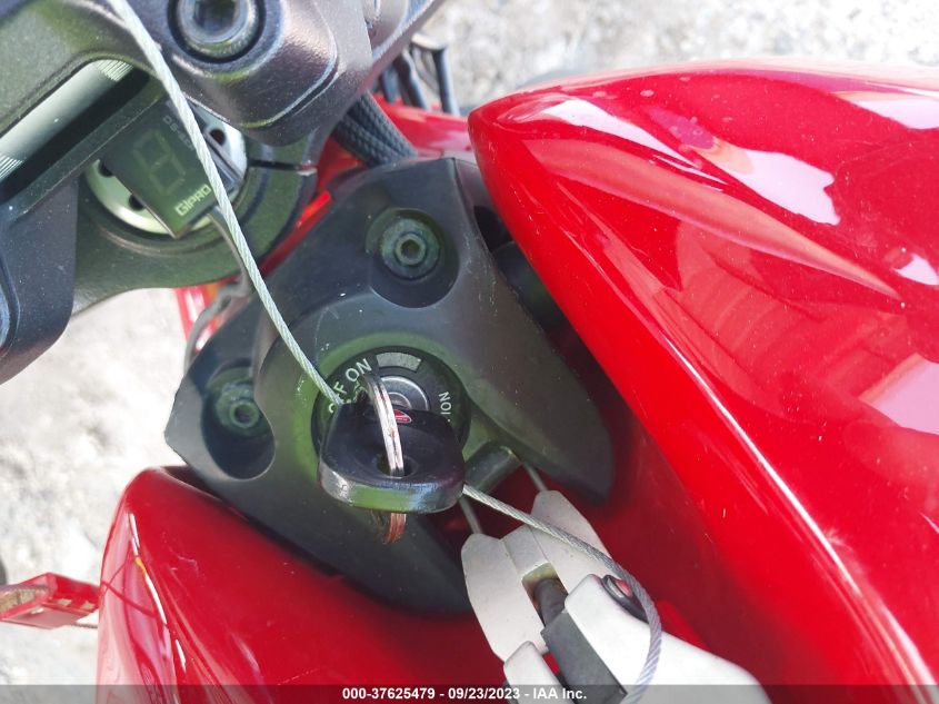 2017 DUCATI MONSTER 797 ZDMMADBM8HB002184