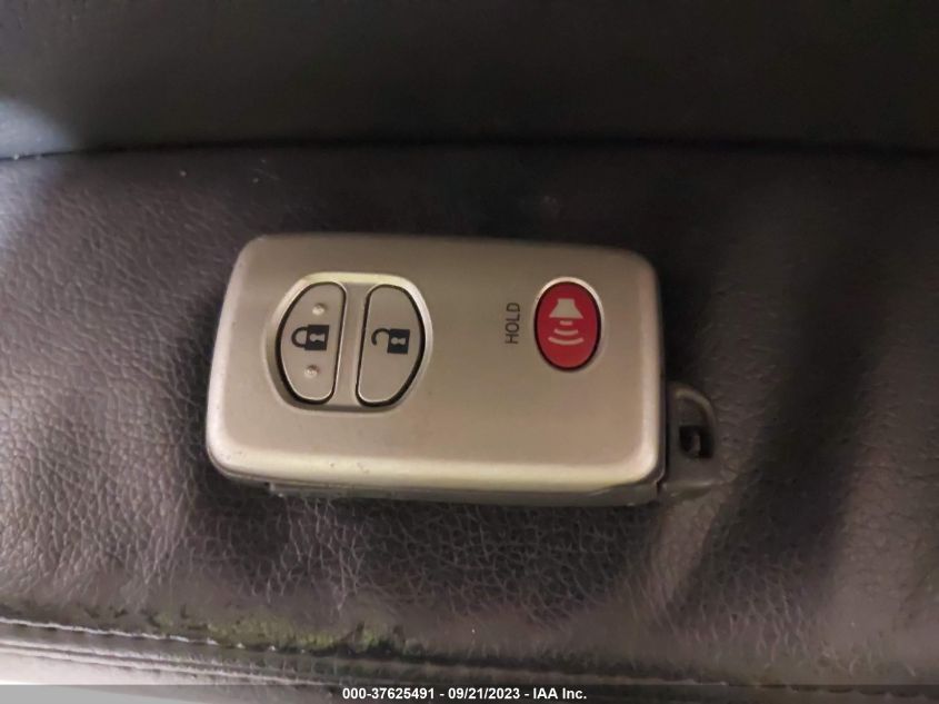 2014 TOYOTA LAND CRUISER - JTMHY7AJ3E4027558