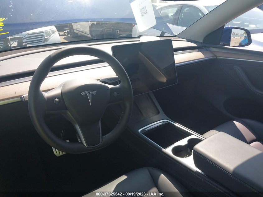 VIN 7SAYGDEF9PF764303 2023 TESLA MODEL Y PERFORMANCE