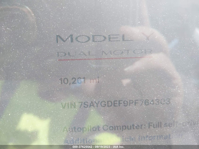 VIN 7SAYGDEF9PF764303 2023 TESLA MODEL Y PERFORMANCE