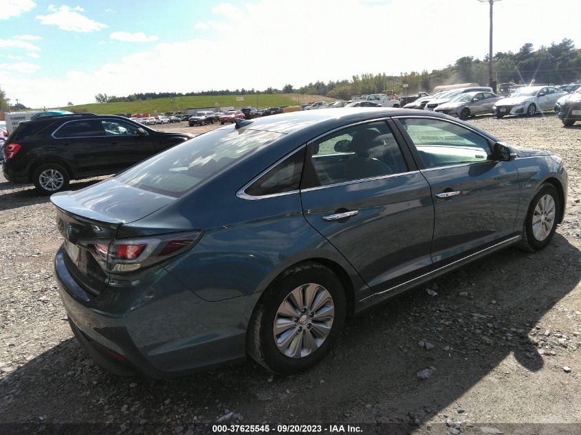 2016 HYUNDAI SONATA HYBRID SE - KMHE24L15GA037167