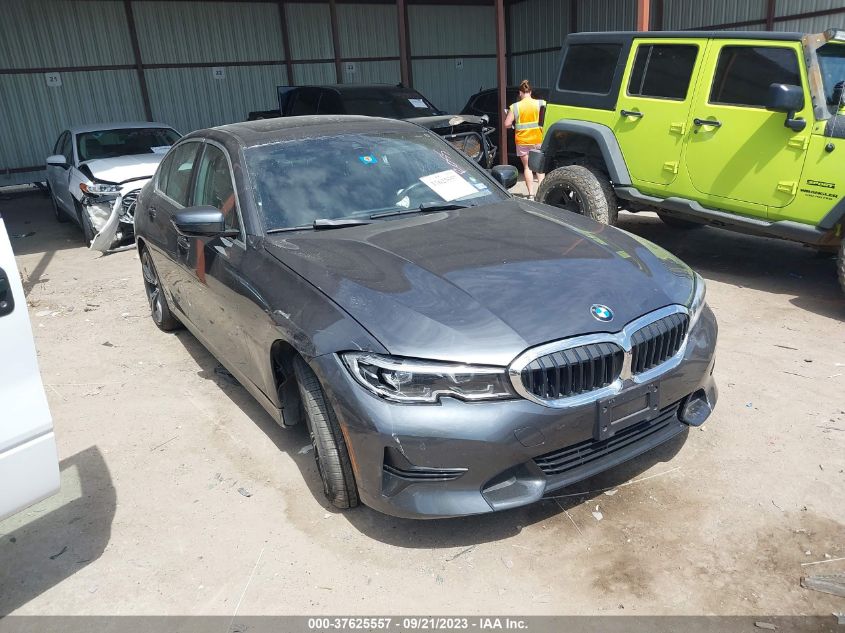 3MW5R1J05L8B08623 BMW 330i  