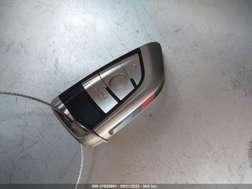 2015 HYUNDAI GENESIS 3.8L - KMHGN4JE8FU090867