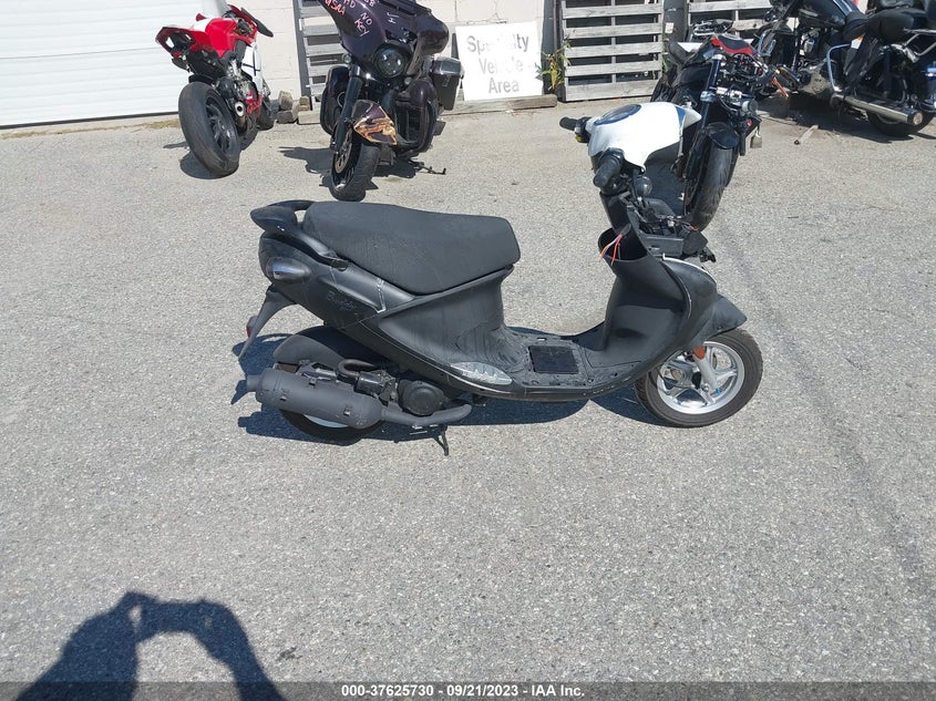 VIN RFVPAP5A8N1132789 2022 GENUINE SCOOTER CO. BUDDY 50