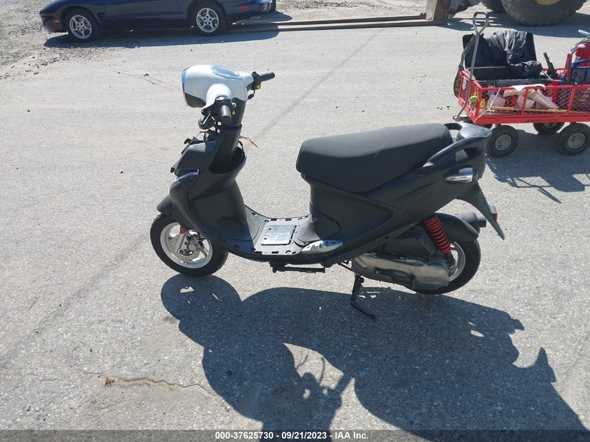 VIN RFVPAP5A8N1132789 2022 GENUINE SCOOTER CO. BUDDY 50