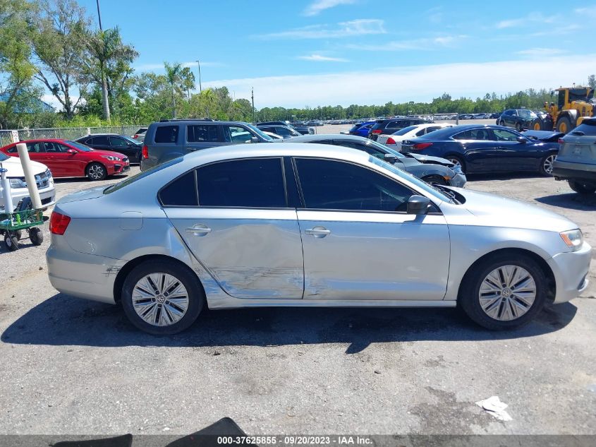 2013 VOLKSWAGEN JETTA SEDAN S - 3VW2K7AJ9DM215489