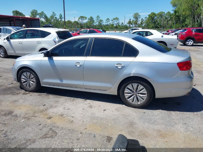 2013 VOLKSWAGEN JETTA SEDAN S - 3VW2K7AJ9DM215489