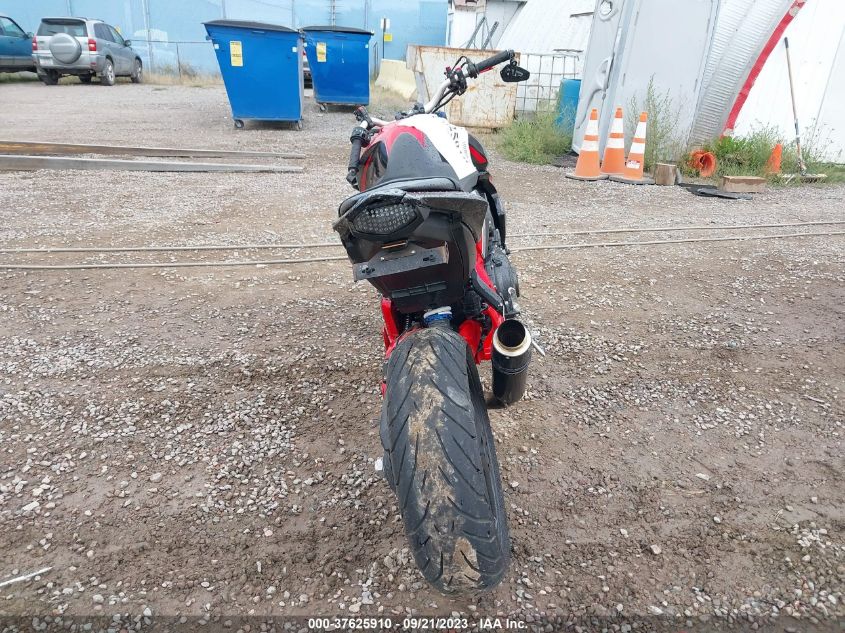 2015 HONDA CB1000 R ZDCSC6011FF220113