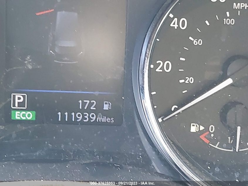 2018 NISSAN ROGUE SV - KNMAT2MT8JP548655