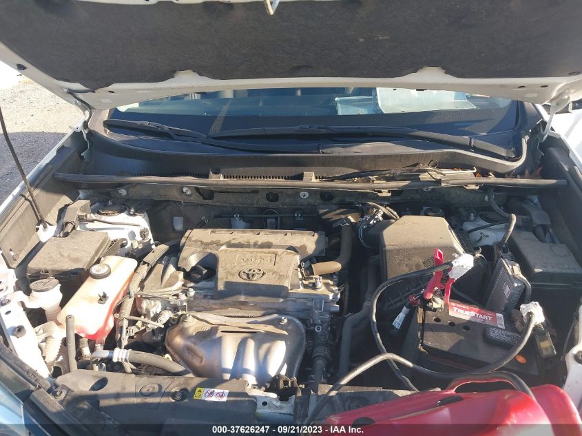 2018 TOYOTA RAV4 LE - JTMZFREV9JJ209263