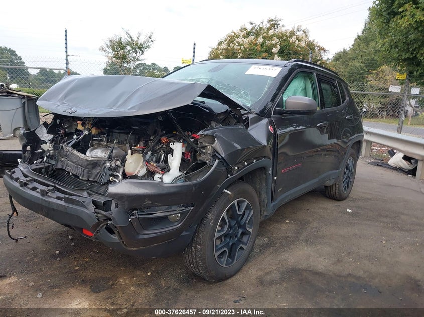 VIN 3C4NJDDB8KT651694 2019 JEEP COMPASS TRAILHAWK