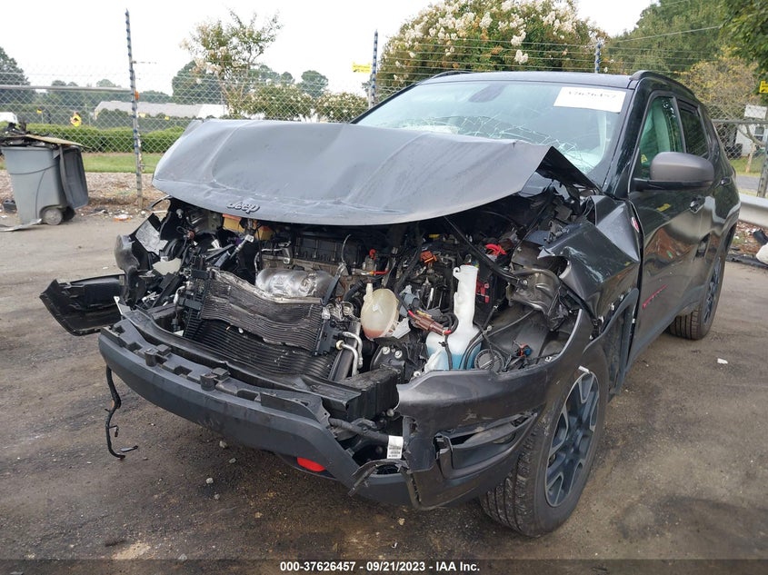VIN 3C4NJDDB8KT651694 2019 JEEP COMPASS TRAILHAWK