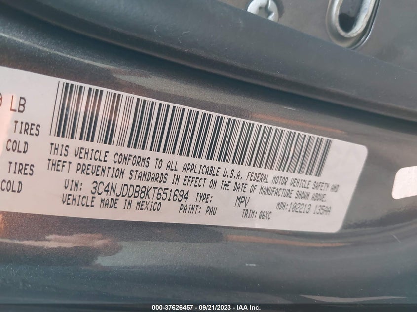 VIN 3C4NJDDB8KT651694 2019 JEEP COMPASS TRAILHAWK