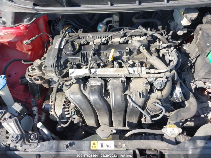 2013 HYUNDAI ELANTRA GT - KMHD35LEXDU026760