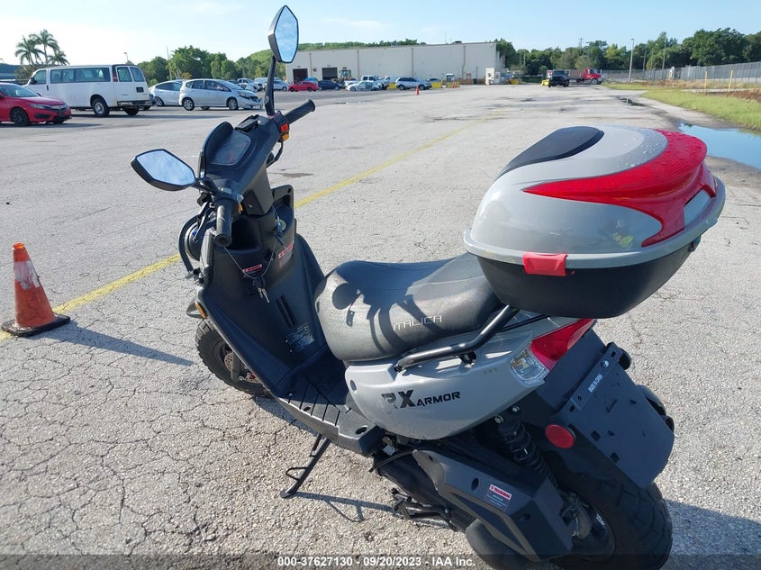 VIN LL0TCKPD2NYS29075 2022 YNGF 49CC SCOOTER