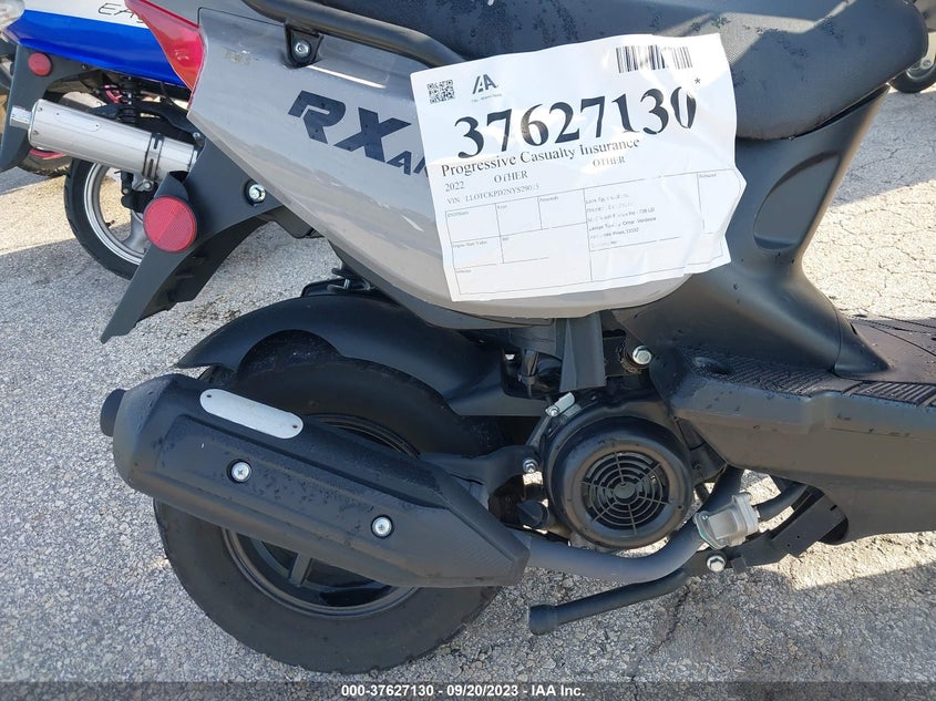 VIN LL0TCKPD2NYS29075 2022 YNGF 49CC SCOOTER