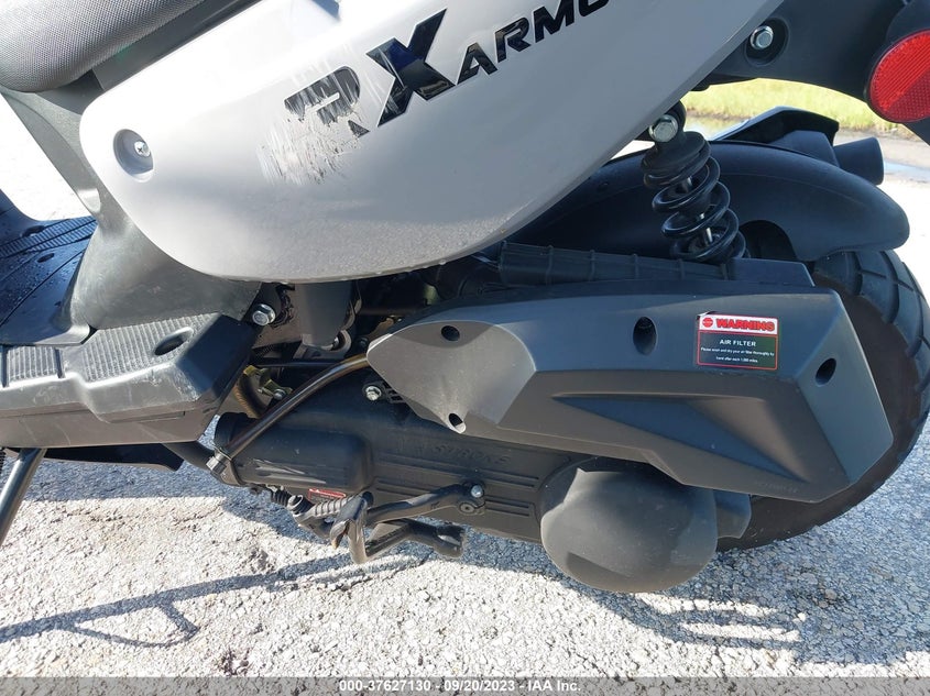 VIN LL0TCKPD2NYS29075 2022 YNGF 49CC SCOOTER