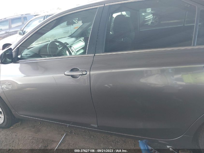 2016 TOYOTA CAMRY LE/XLE/SE/XSE - 4T4BF1FK2GR541402
