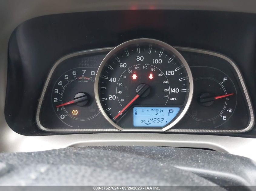 2013 TOYOTA RAV4 LE - JTMBFREV5D5010175