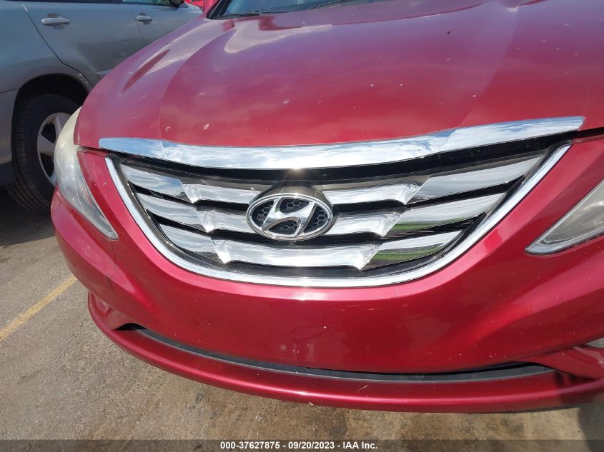 2013 HYUNDAI SONATA SE - 5NPEC4AC4DH673721