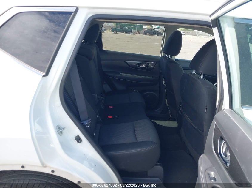 VIN KNMAT2MVXHP545333 2017 NISSAN ROGUE S/SV