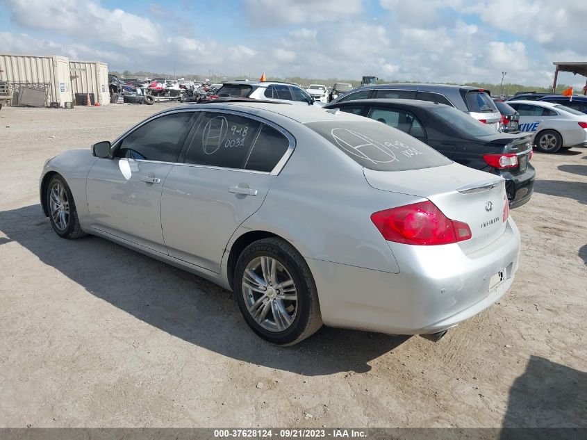 2013 INFINITI G37 JOURNEY JN1CV6AP6DM305615