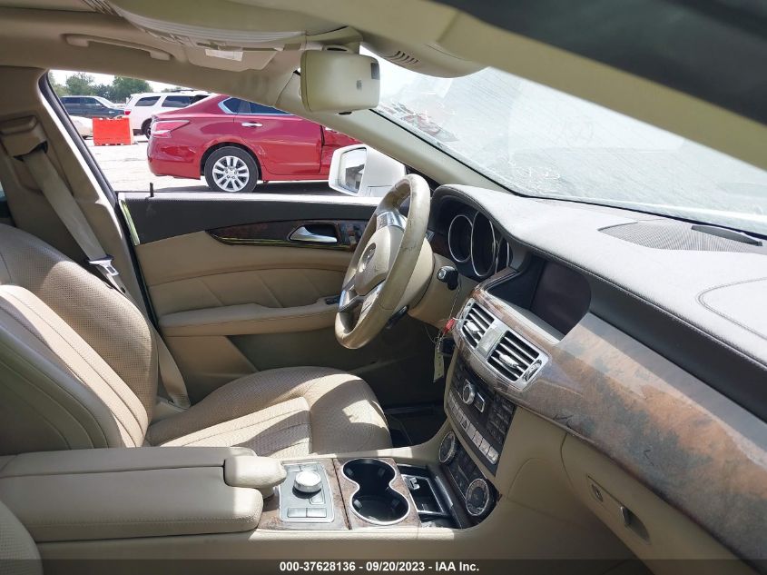 2013 MERCEDES-BENZ CLS-CLASS CLS 550 WDDLJ7DBXDA061053
