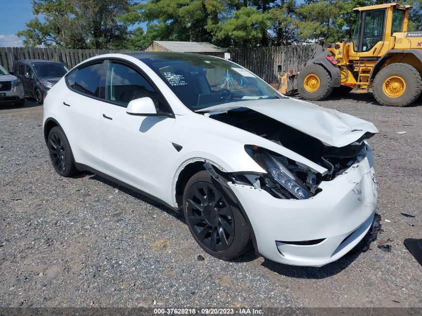 7SAYGDEE4PA027627 Tesla Model Y LONG RANGE