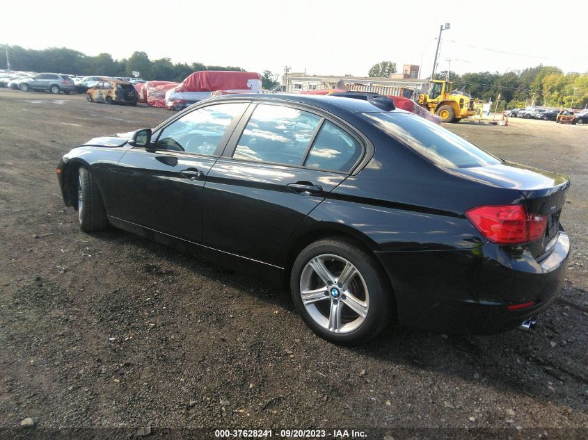 2014 BMW 3 SERIES 328I XDRIVE - WBA3B5G55ENS10364