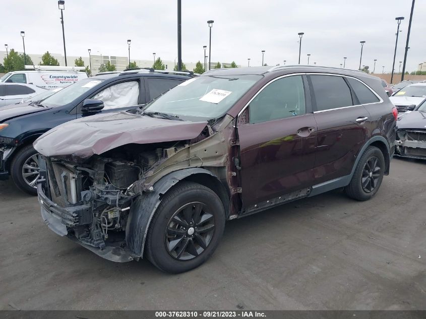 2016 KIA SORENTO LX - 5XYPG4A5XGG080620