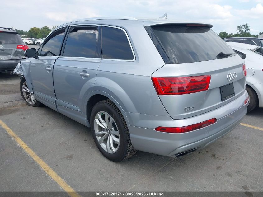 WA1AAAF70JD054009 2018 AUDI Q7, photo no. 3