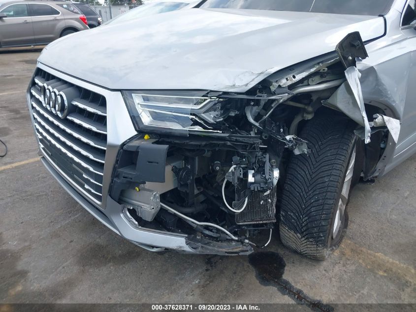 WA1AAAF70JD054009 2018 AUDI Q7, photo no. 6