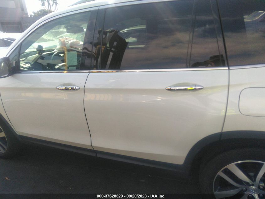 2018 HONDA PILOT TOURING - 5FNYF5H91JB015627