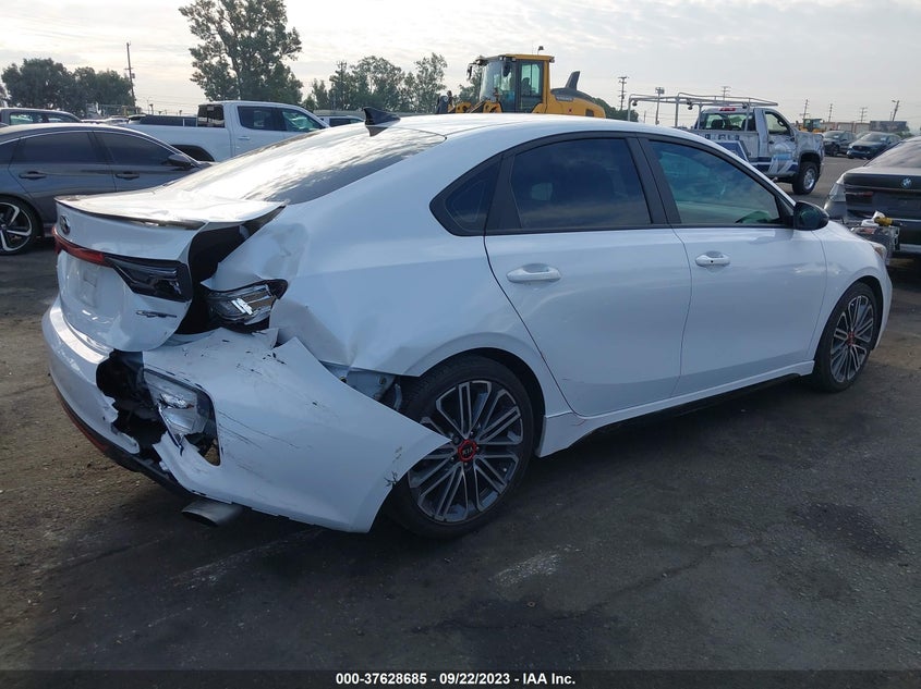 VIN 3KPF44AC8ME412890 2021 KIA FORTE GT