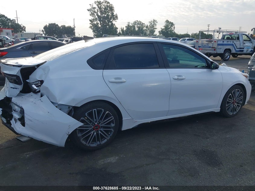 VIN 3KPF44AC8ME412890 2021 KIA FORTE GT