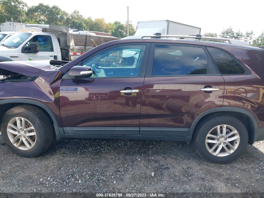 2014 KIA SORENTO LX - 5XYKT3A6XEG455136