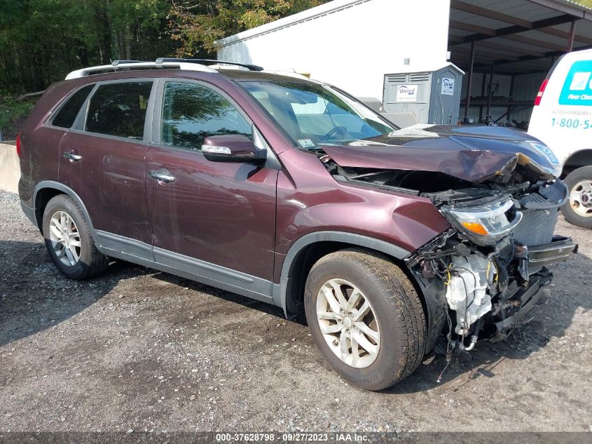 2014 KIA SORENTO LX - 5XYKT3A6XEG455136