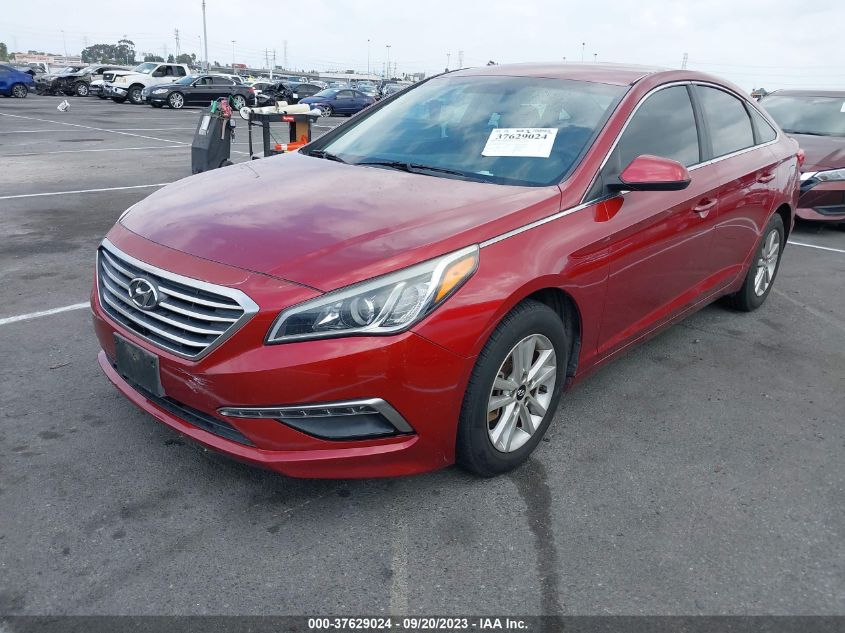 2015 HYUNDAI SONATA SE - 5NPE24AF0FH001185