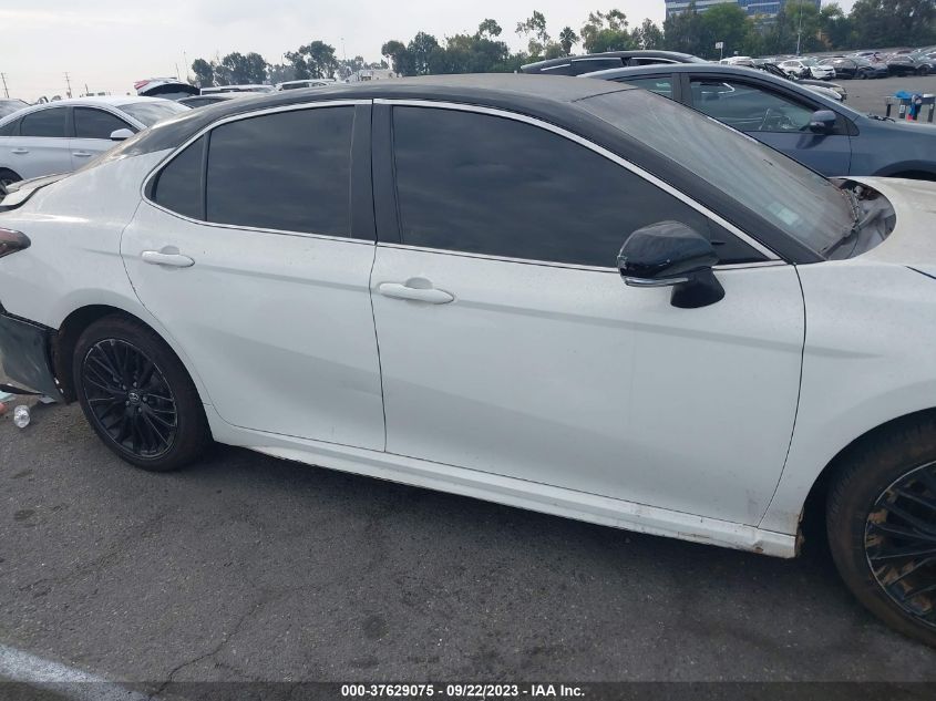 2018 TOYOTA CAMRY LE/SE/XLE/L - 4T1B11HK1JU630813