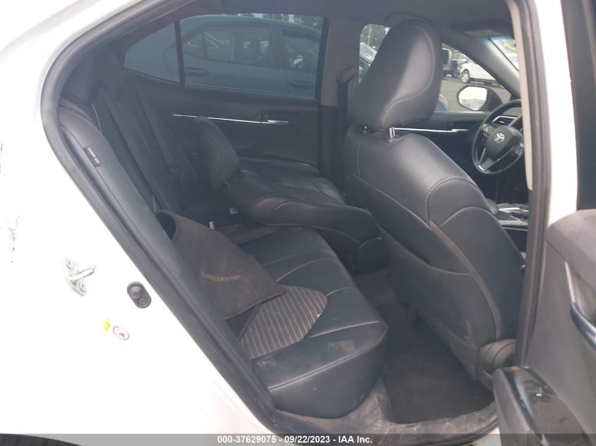 2018 TOYOTA CAMRY LE/SE/XLE/L - 4T1B11HK1JU630813