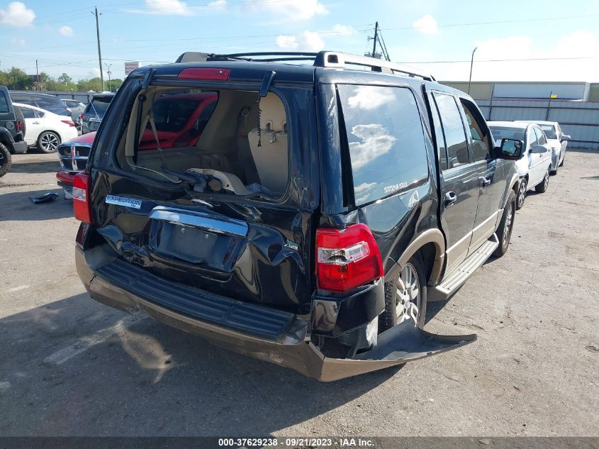 2013 FORD EXPEDITION XLT/KING RANCH - 1FMJU1H57DEF58575