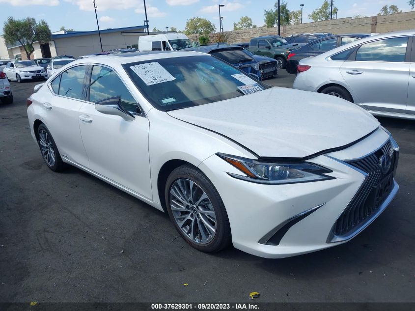 58ADA1C12MU007799 LEXUS ES ES 300H 2021