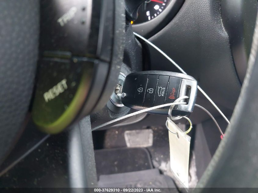2018 KIA SOUL + - KNDJP3A51J7506912